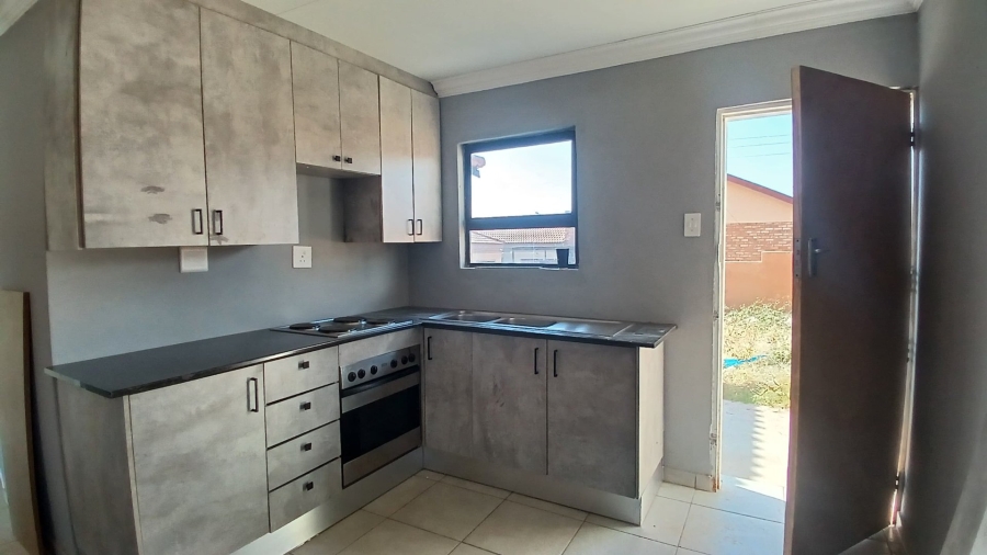 2 Bedroom Property for Sale in Mabopane North West